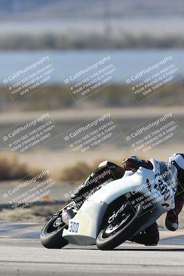 media/Dec-05-2025-CVMA Friday Practice (Fri) [[303bad9a84]]/3-Racer 3 (NRS)/Session 2 (Turn 14)/